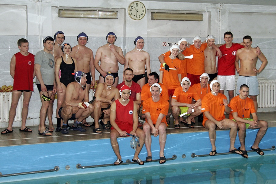 Hokej pod wodą Walenie Hydra XII 2012